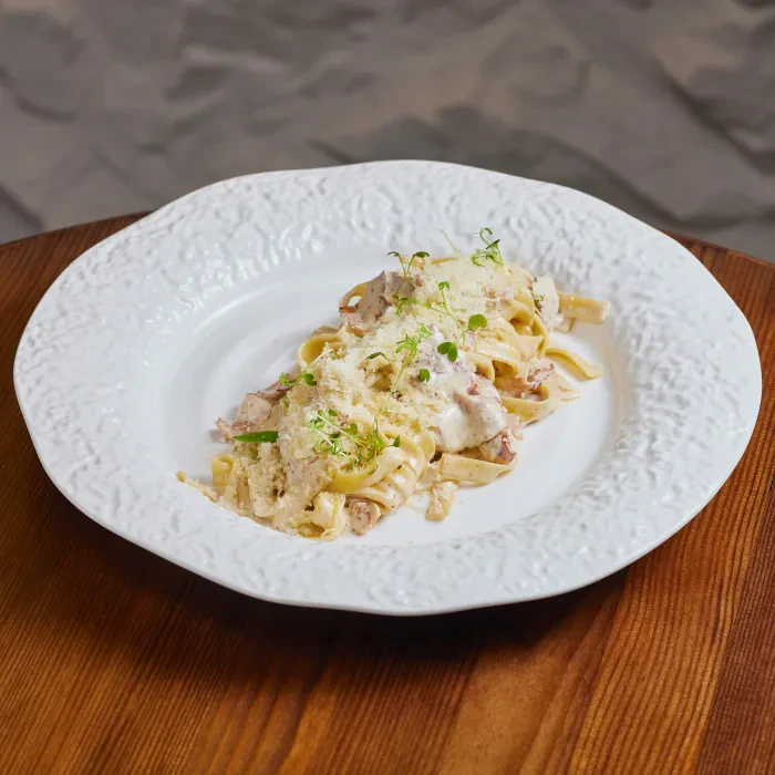 Fettuccine carbonara
