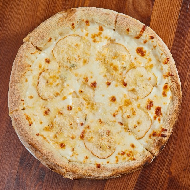 Gorgonzola Pear Pizza